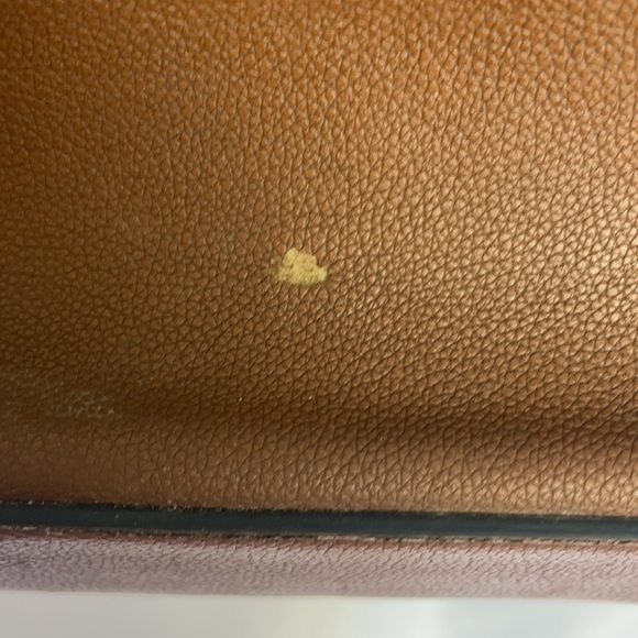 GUESS BROWN SHOULDER BAG - Picture 13 of 16